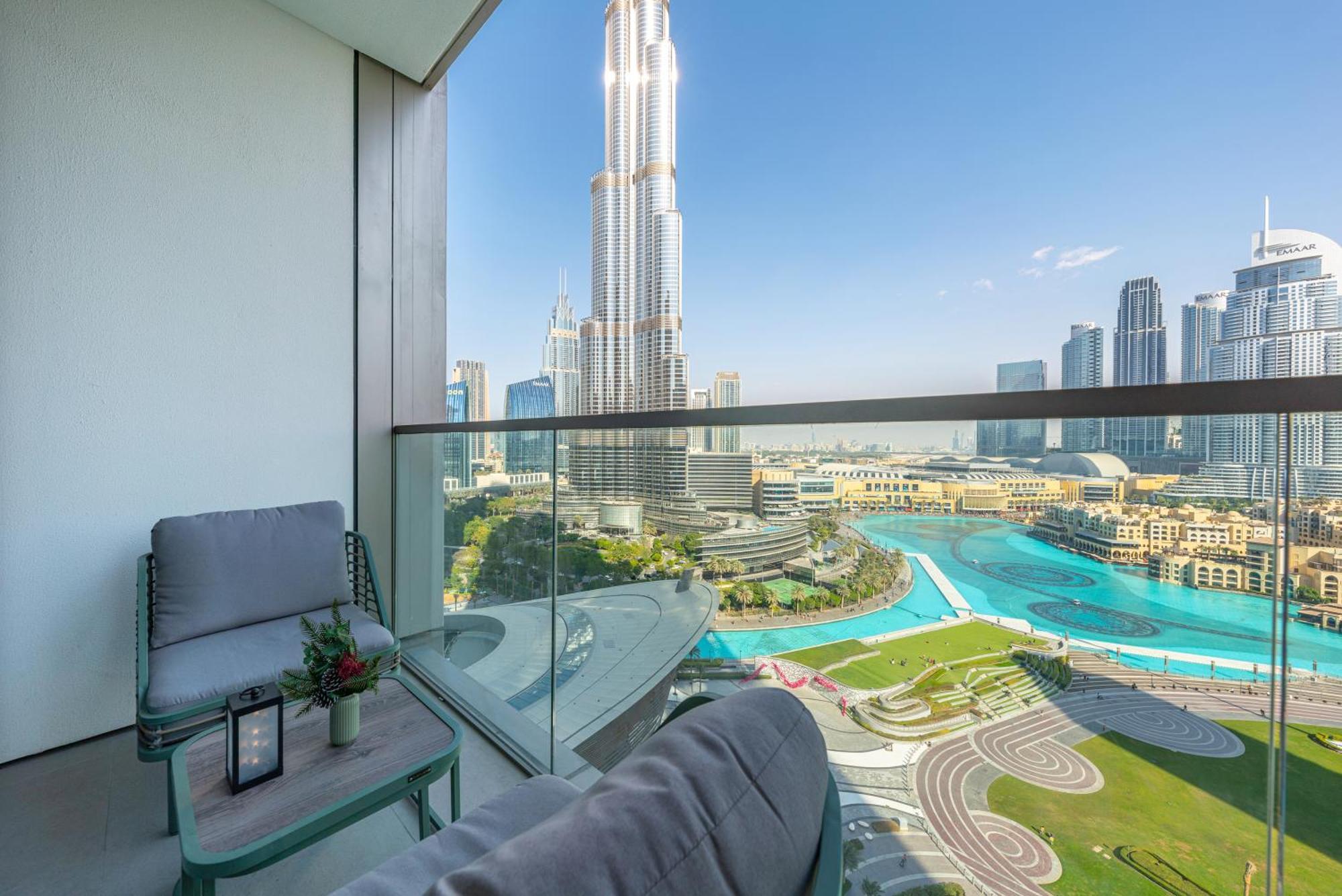 The View Of A Lifetime - Luxury Living With Full Burj Khalifa & Fountain Show - 1702 شقة